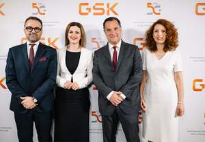 GSK :    50 .    7 